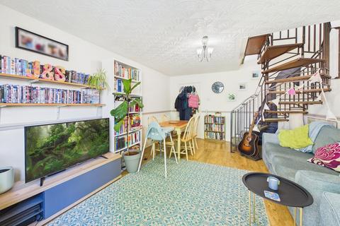 2 bedroom end of terrace house for sale, Rowans Lane, Bridgend CF32