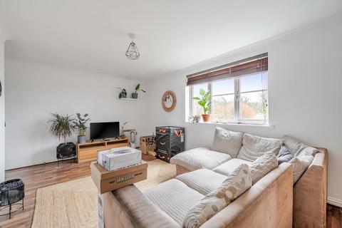 undefined, Peatey Court,  High Wycombe,  HP13