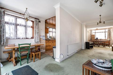 3 bedroom end of terrace house for sale, Cranleigh Gardens, Kenton, Harrow