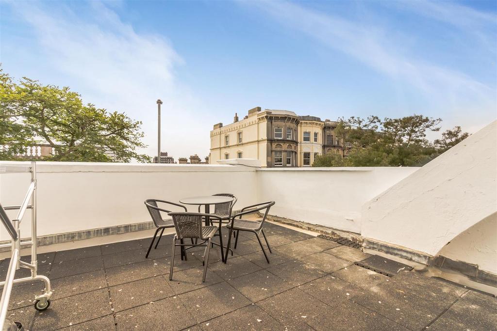 1, 142 Western Rd new18.jpg