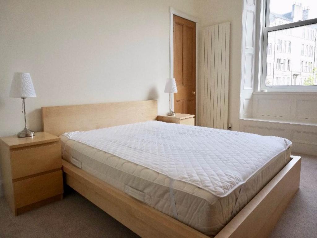 Comely bank bed 1