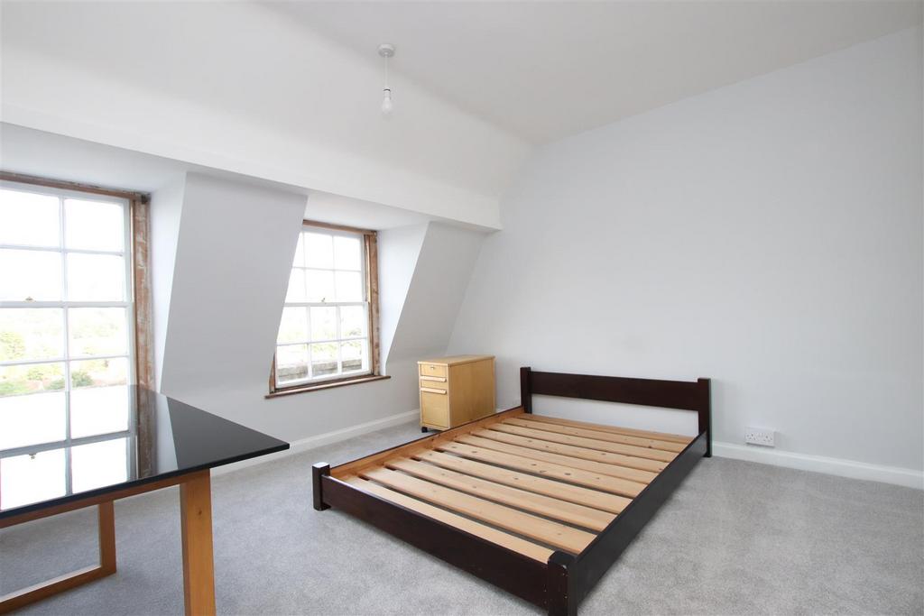 Bedroom two.JPG