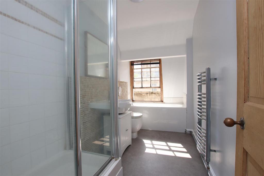 Bathroom.JPG
