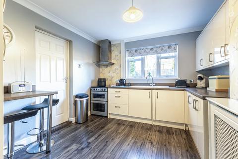 3 bedroom semi-detached house for sale, Warsop Road, Barnsley, S71