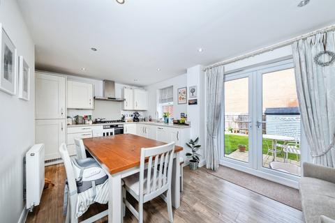 3 bedroom detached house for sale, Turnside Street, Buckingham