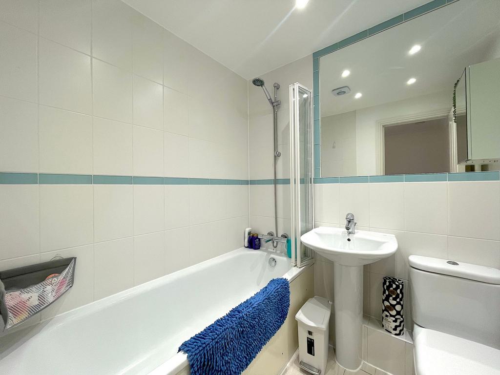 Bathroom (1)