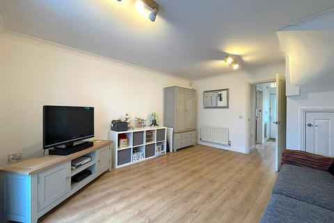 2 bedroom terraced house for sale, Finch Close, Faversham, ME13