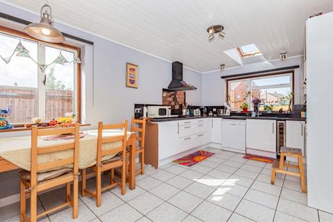 undefined, Mill Road,Oakley