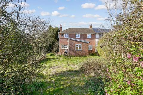 3 bedroom semi-detached house for sale, Siberts Close, Dover CT15