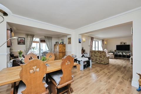 4 bedroom detached bungalow for sale, Acacia Avenue, Ashill