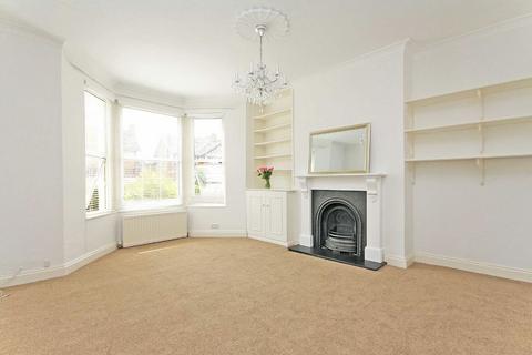 undefined, Queens Road, Twickenham TW1