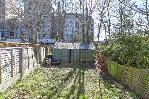 3 bedroom terraced house for sale, Lombard Avenue, Ilford IG3