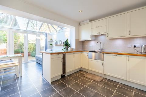 4 bedroom terraced house for sale, Don Bosco Close Oxford OX4