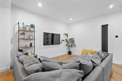undefined, Dykes Court, Darvel, KA17