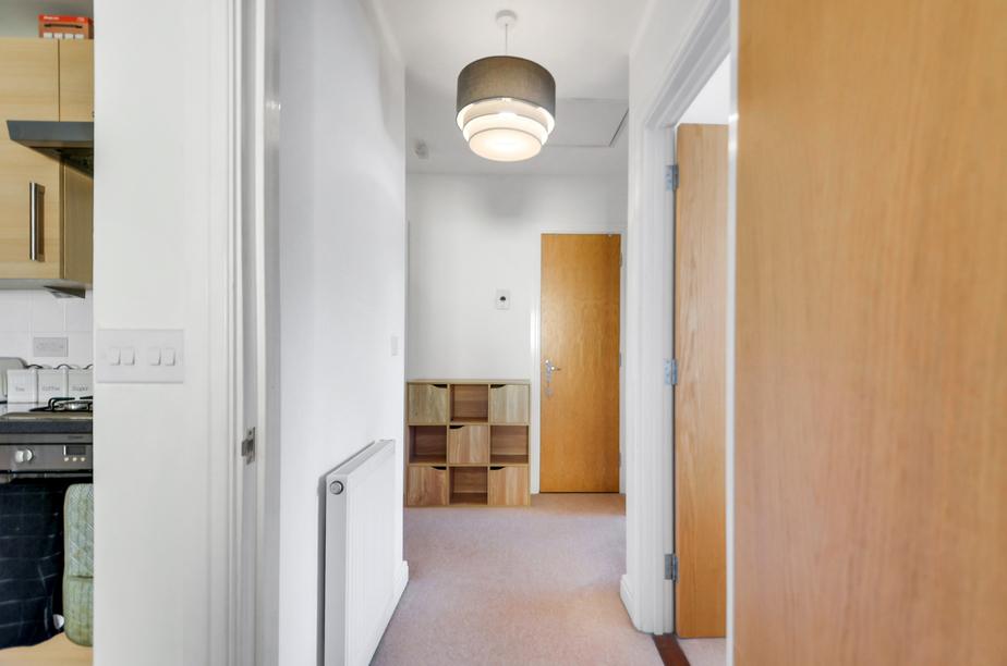 Entrance Hallway (1).jpg