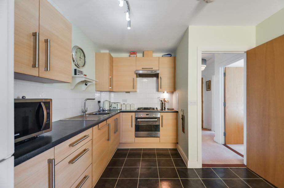 Kitchen Area (1).jpg