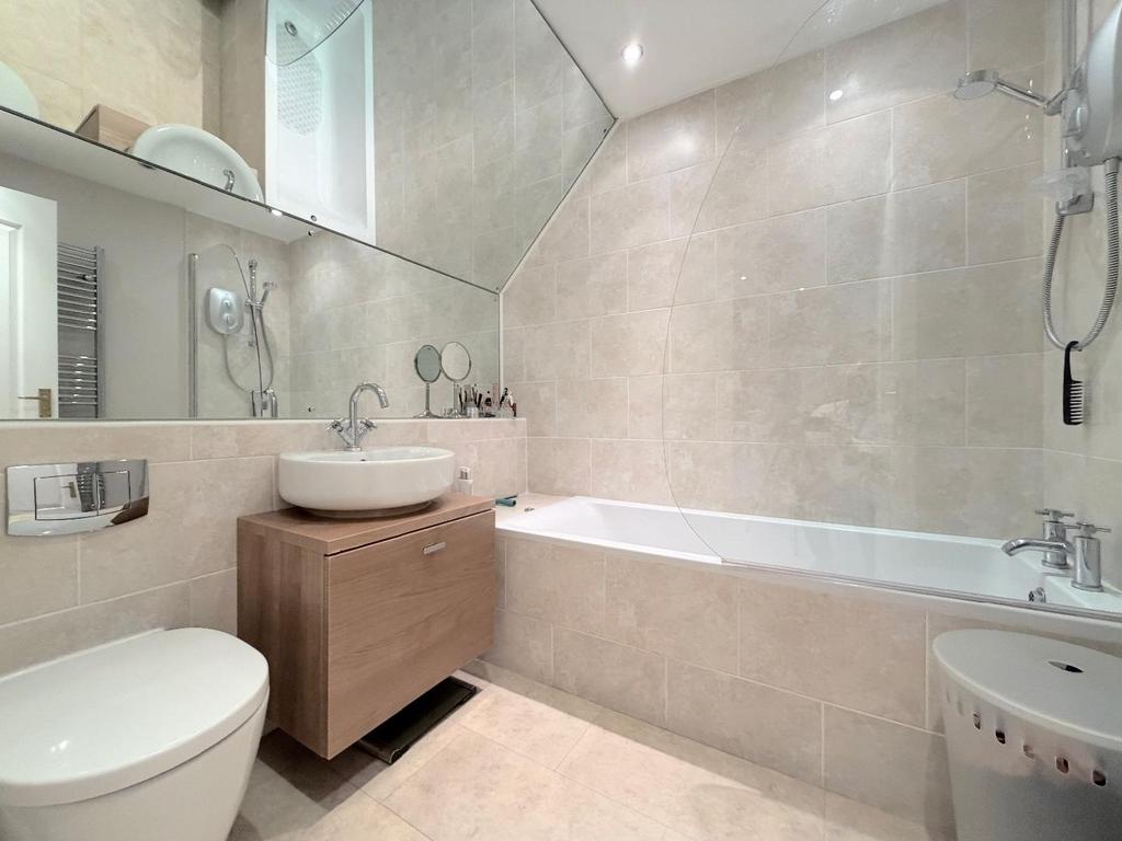 Family bathroom