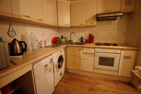 undefined, Flat 39 Gladstone House, Sadler Close, Mitcham, Surrey, CR4 3EJ