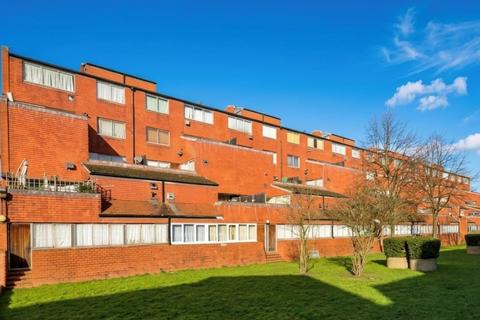1 bedroom flat for sale, Flat 39 Gladstone House, Sadler Close, Mitcham, Surrey, CR4 3EJ