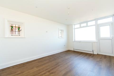 undefined, 3 Bed Detached House in Moordown