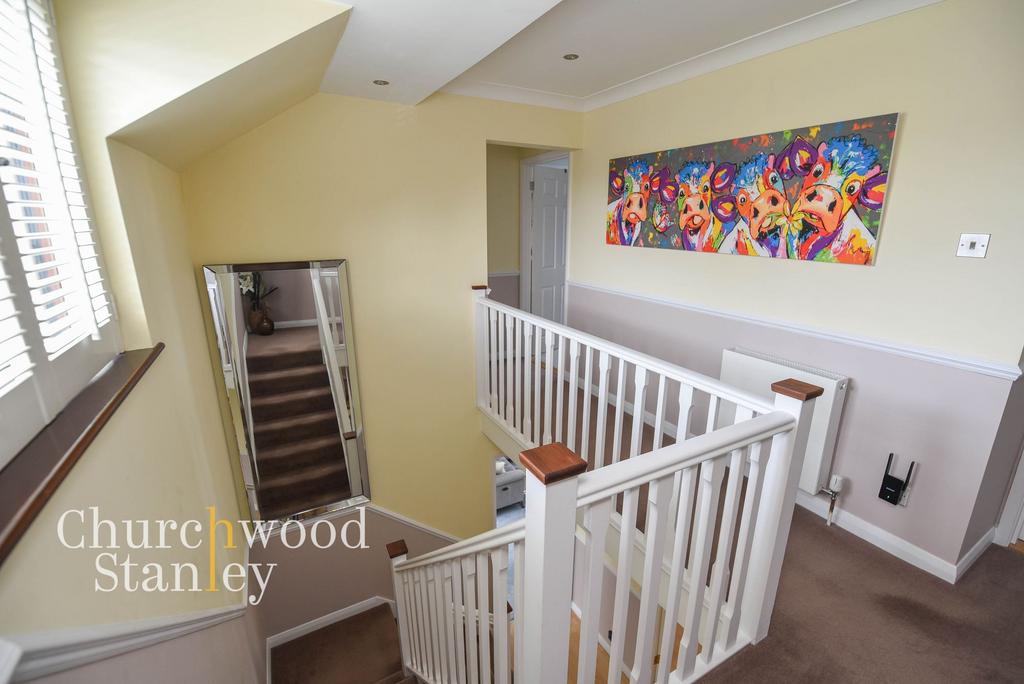 Galleried landing