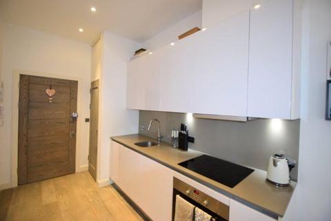undefined, Wellington Street, Slough, SL1