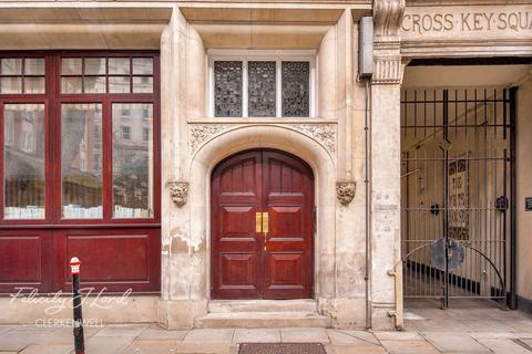 1 bedroom apartment for sale, Little Britain, LONDON