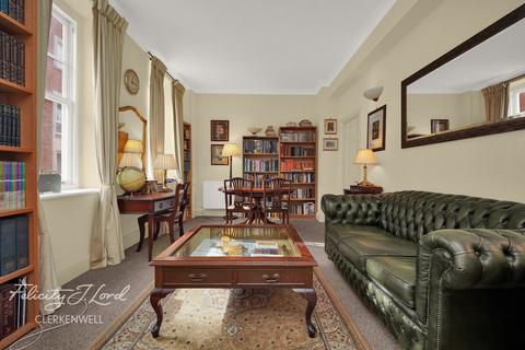 1 bedroom apartment for sale, Little Britain, LONDON