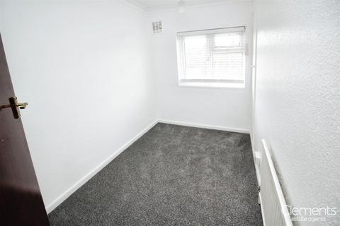 3 bedroom terraced house to rent, Barnacres Road, Hemel Hempstead HP3