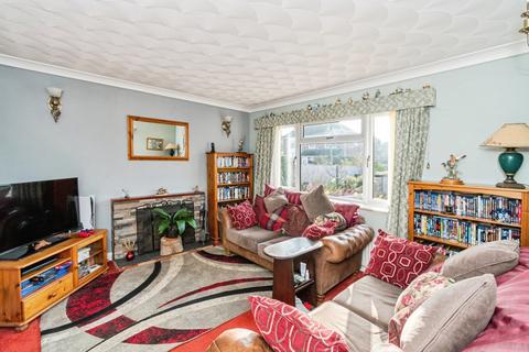 3 bedroom detached house for sale, Larch Avenue, Holbury, Southampton, Hampshire, SO45