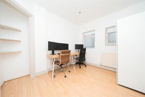 2 bedroom flat for sale, Teignmouth Road, London NW2