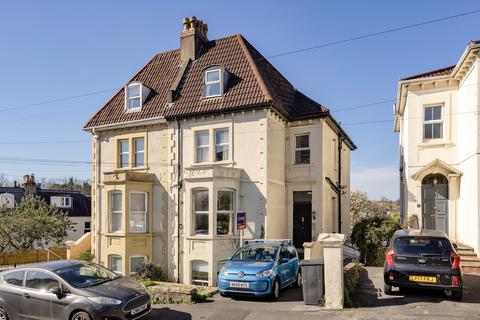 1 bedroom flat to rent, Flat  (Hall Floor Flat), Belmont Road, BS6