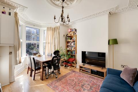 1 bedroom flat to rent, Flat  (Hall Floor Flat), Belmont Road, BS6