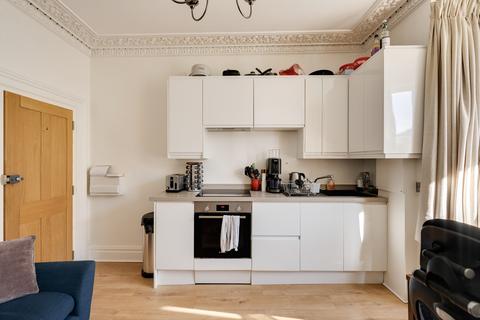 1 bedroom flat to rent, Flat  (Hall Floor Flat), Belmont Road, BS6