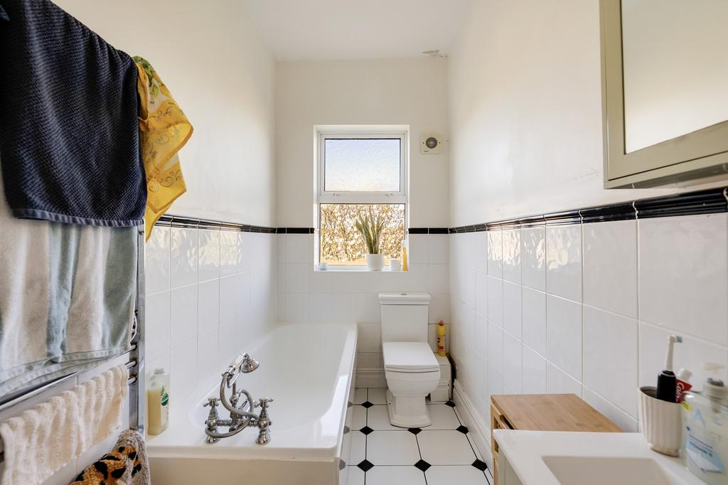 Bathroom ()