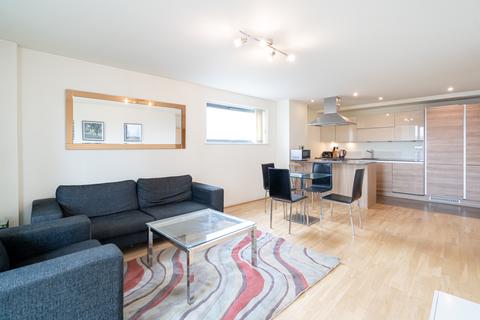 undefined, Crowder Street, Aldgate East E1