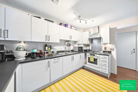 2 bedroom apartment for sale, Witcomb Lodge, N2