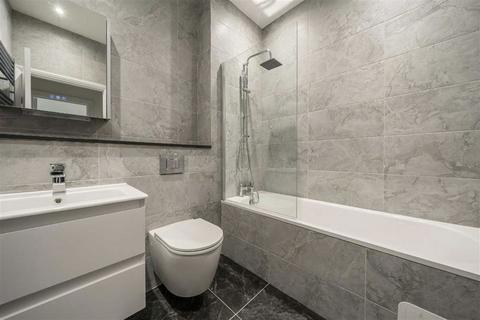 3 bedroom flat to rent, Pemberton Gardens, London N19