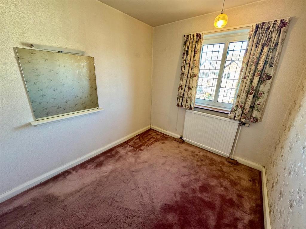 Bedroom 3b.jpg