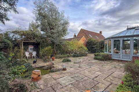 5 bedroom detached house for sale, Bells Court, 1 LN5