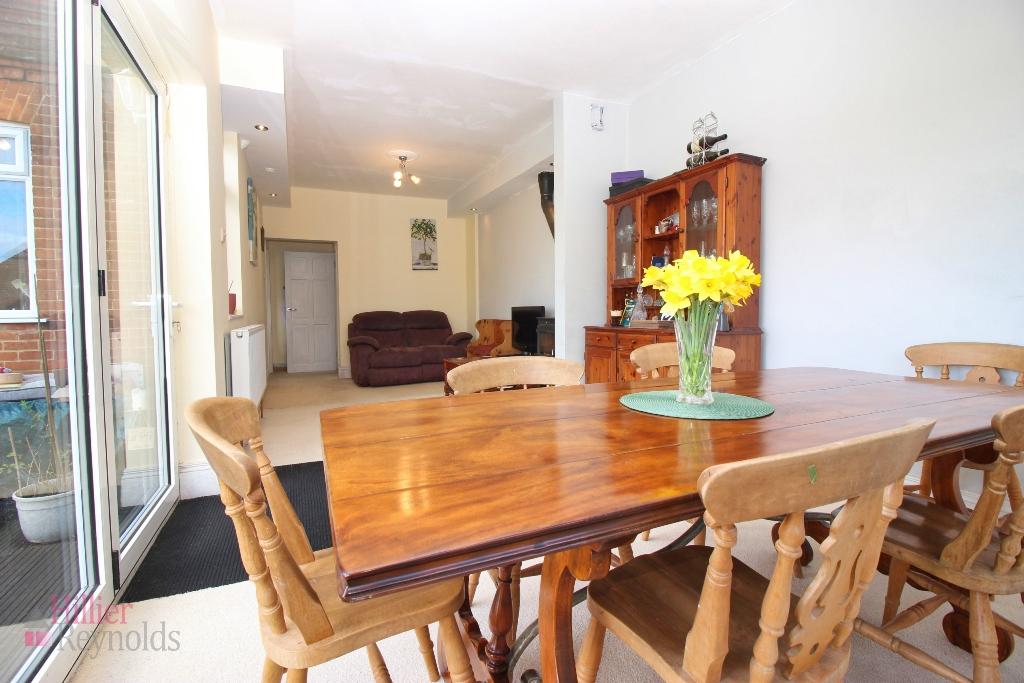 Dining/Family Room