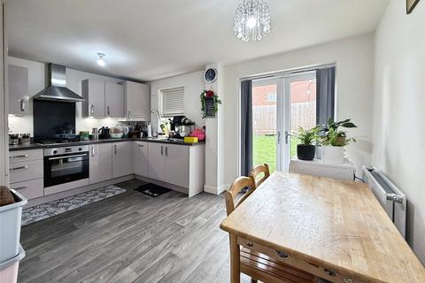 3 bedroom semi-detached house for sale, Cranes Way, Leicester LE18