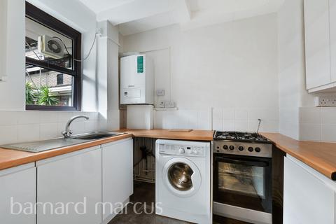 2 bedroom flat to rent, Clayton Street, LONDON