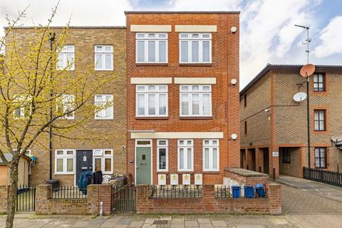 undefined, Hertford Road, London N1