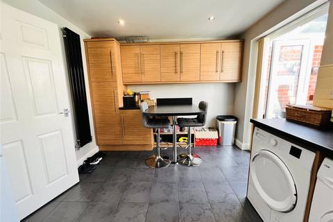 3 bedroom detached house for sale, Amber Grove, Forest Town, Mansfield, Nottinghamshire, NG19