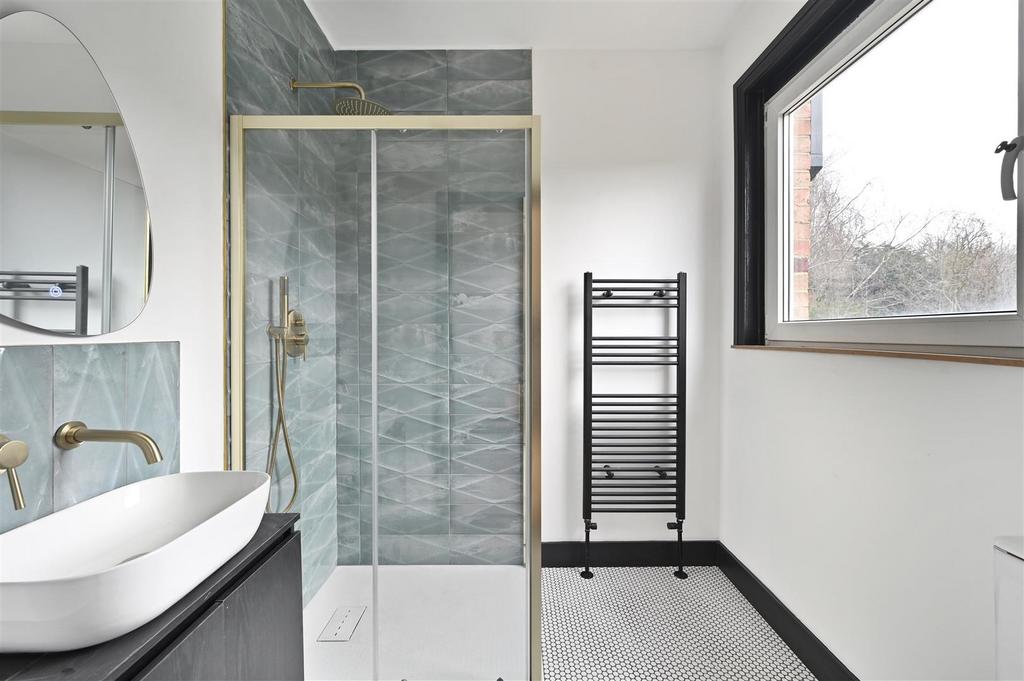 Ensuite