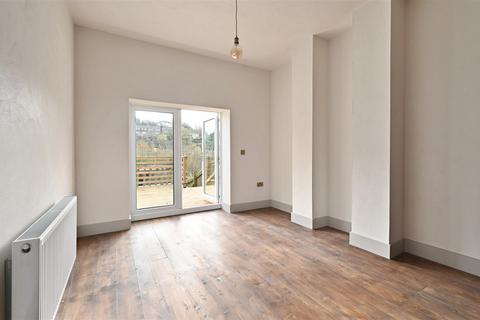 4 bedroom terraced house for sale, Harold Road, Hastings