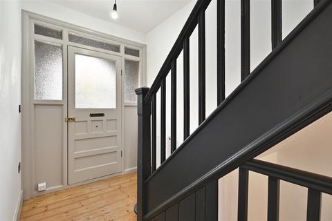 4 bedroom terraced house for sale, Harold Road, Hastings