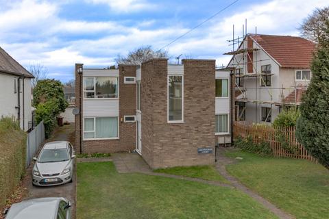 1 bedroom flat for sale, Greystones Court, Nursery Lane, LS17