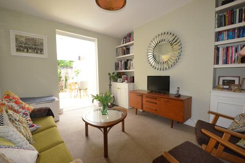 1 bedroom apartment for sale, Downs Park Road, London E8